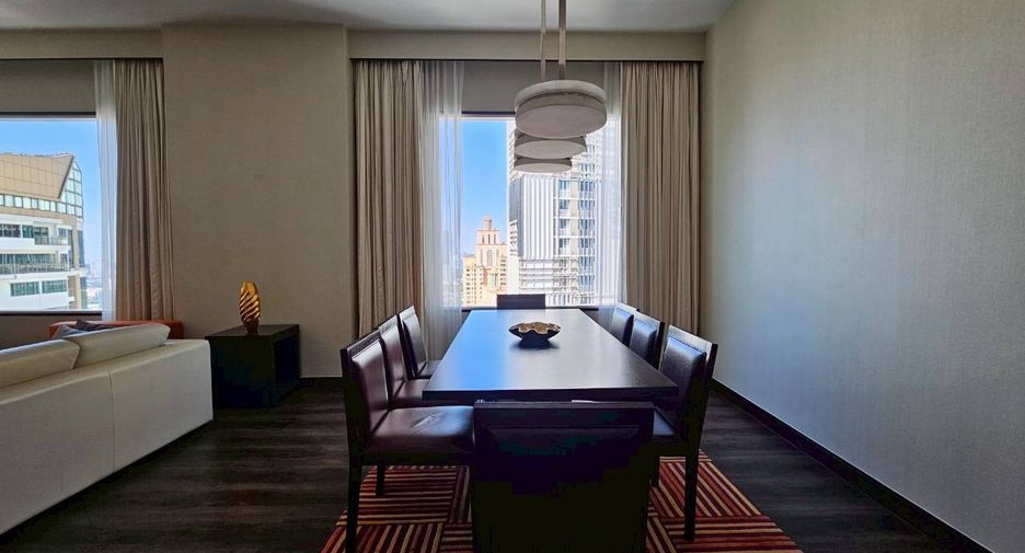 For rent 2 bedrooms condo in Khlong Toei, Bangkok