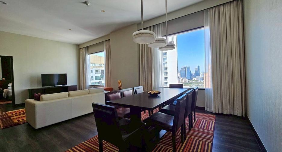 For rent 2 bedrooms condo in Khlong Toei, Bangkok