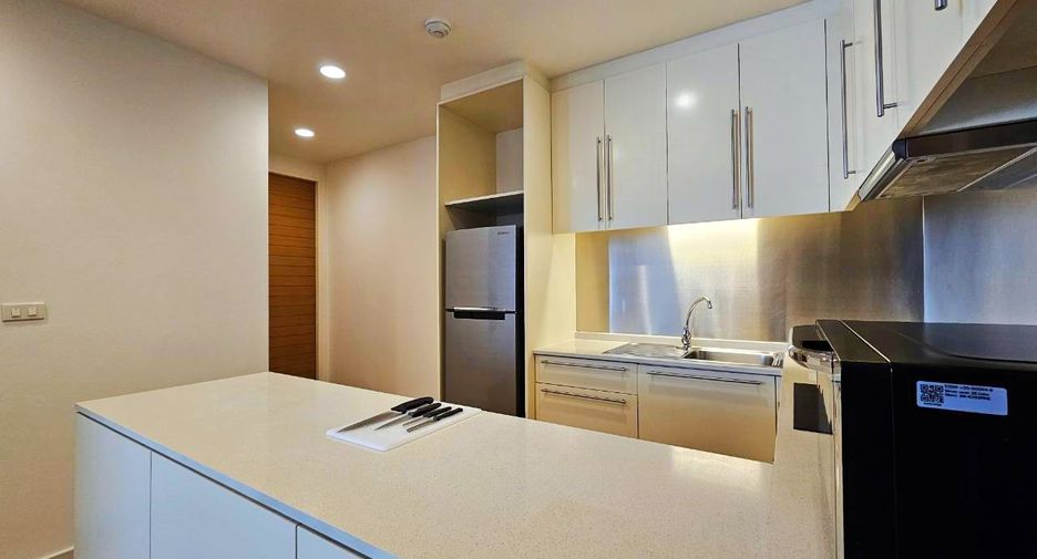 Condo en alquiler de 2 habitaciones en Bang Kho Laem, Bangkok