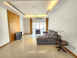À louer 3 chambres condo à Sathon, Bangkok