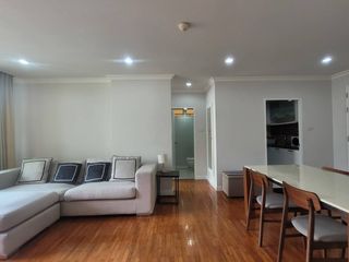 Condo en alquiler de 2 habitaciones en Khlong Toei, Bangkok