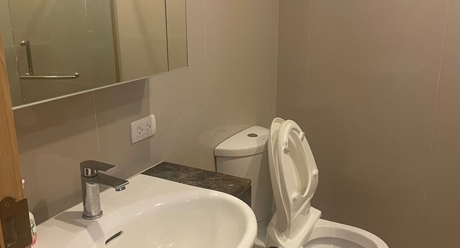 Wohnung zur Miete mit 2 Zimmer in Khlong Toei, Bangkok