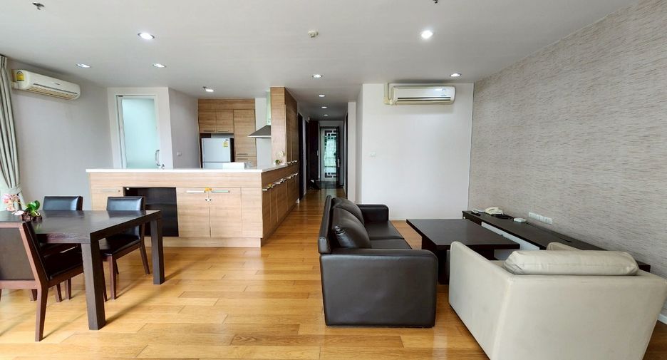 À louer 2 chambres condo à Watthana, Bangkok