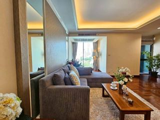 For rent 2 bedrooms condo in Pathum Wan, Bangkok