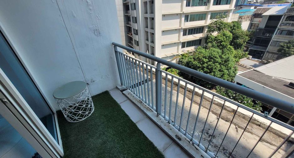 For rent 2 ベッドルーム condo in Ratchathewi, Bangkok