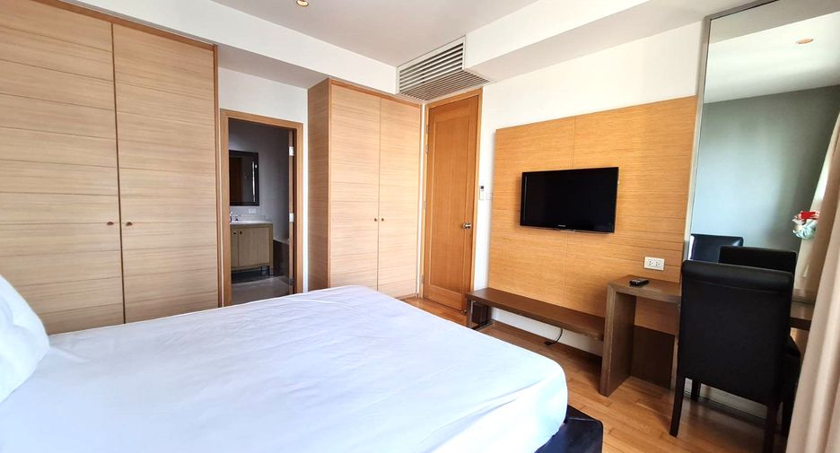For rent 1 bed condo in Sathon, Bangkok