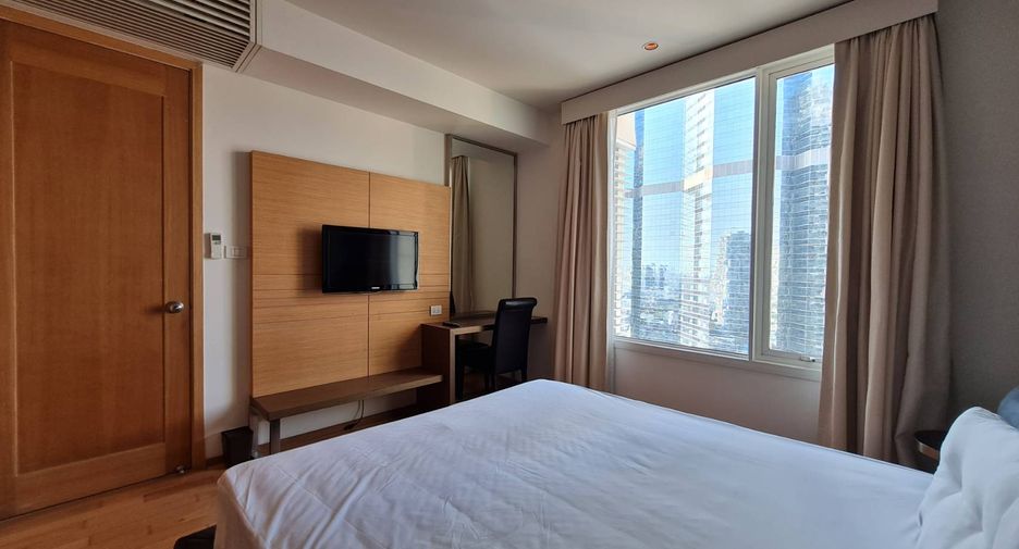 For rent 1 bed condo in Sathon, Bangkok