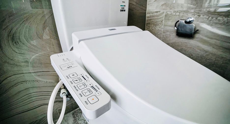 For rent 1 bed condo in Khlong Toei, Bangkok