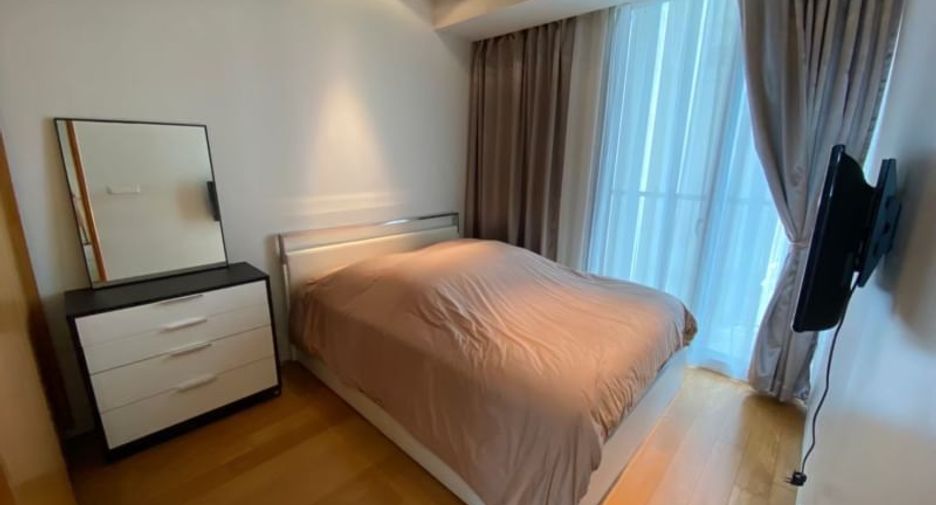 For rent 3 bedrooms condo in Sathon, Bangkok