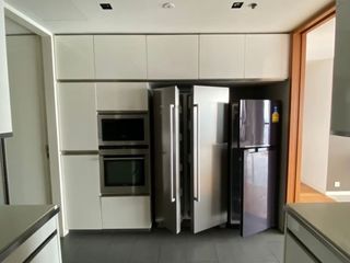 For rent 3 bedrooms condo in Sathon, Bangkok