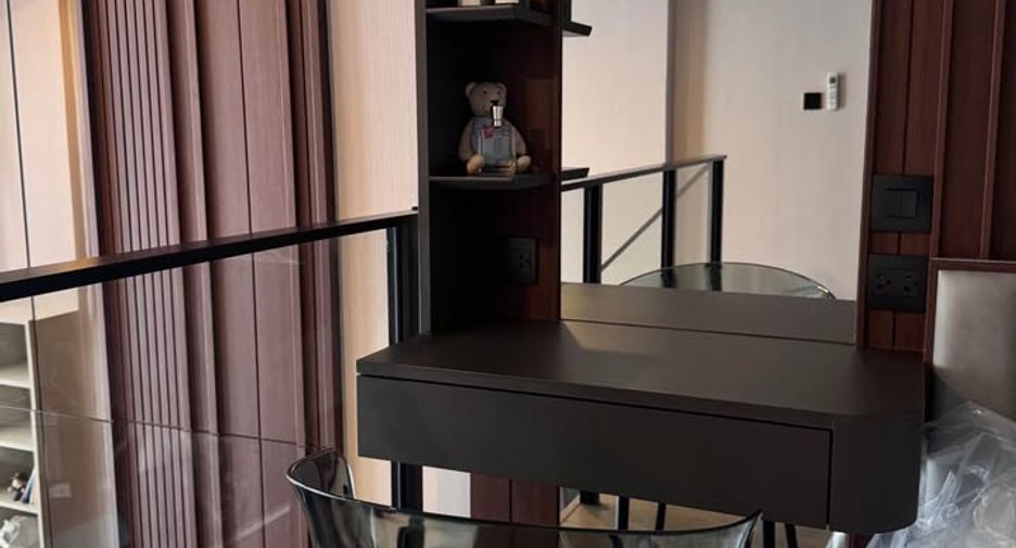 Condo en alquiler de 1 habitaciones en Bang Rak, Bangkok