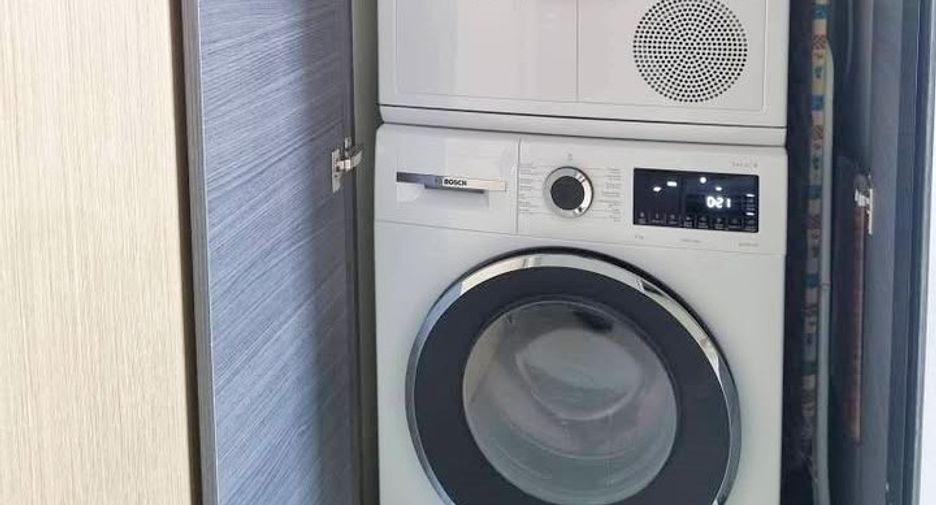 For rent and for sale 1 bed condo in Watthana, Bangkok