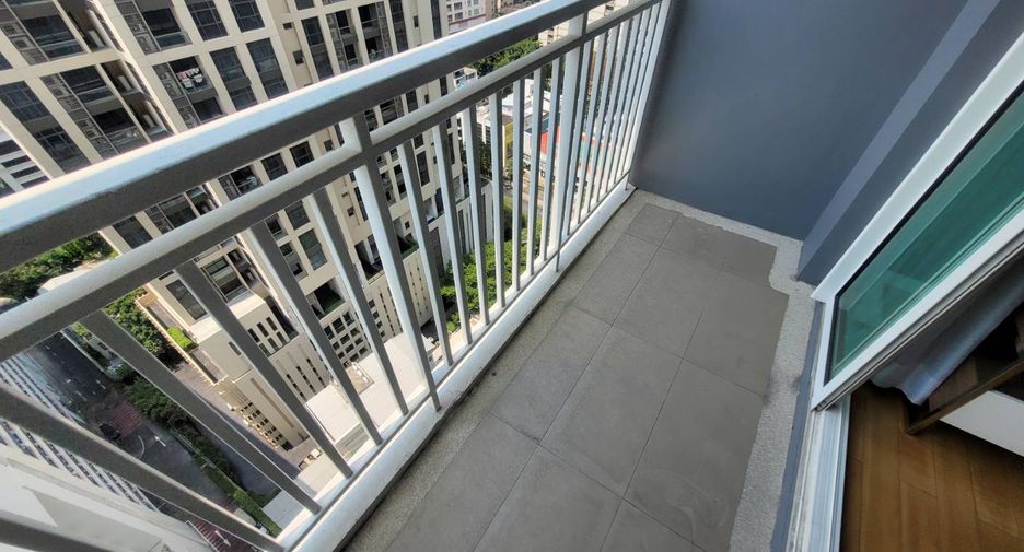 Condo en alquiler de 1 habitaciones en Khlong Toei, Bangkok