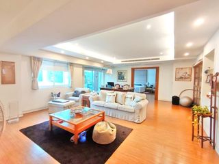 For rent 3 bedrooms condo in Watthana, Bangkok