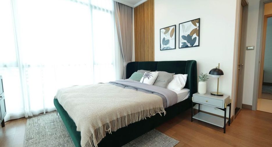For rent 2 bedrooms condo in Watthana, Bangkok