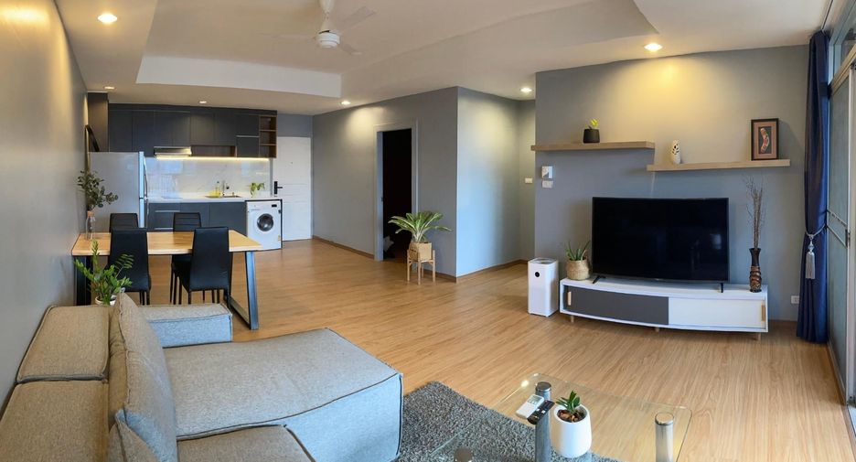 For rent 2 bedrooms condo in Khlong Toei, Bangkok