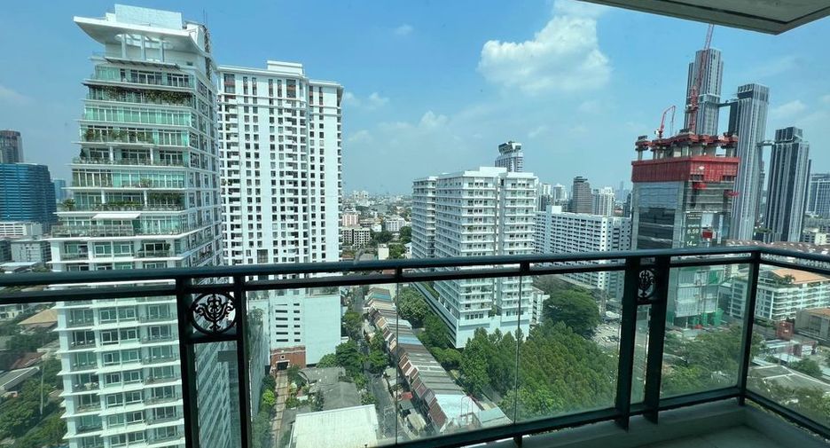 Wohnung zur Miete mit 2 Zimmer in Watthana, Bangkok