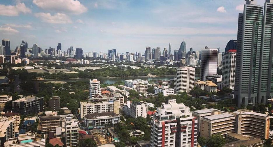 For rent and for sale 1 bed condo in Khlong Toei, Bangkok