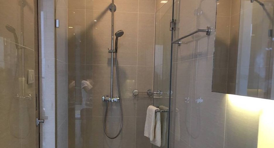 For rent and for sale 1 bed condo in Khlong Toei, Bangkok