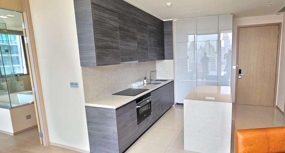 For rent 2 bedrooms condo in Watthana, Bangkok