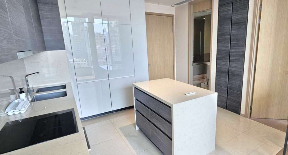 For rent 2 bedrooms condo in Watthana, Bangkok