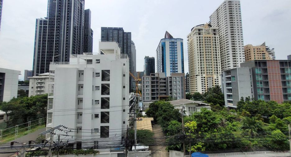 Condo en alquiler de 2 habitaciones en Watthana, Bangkok