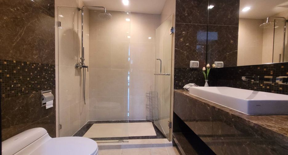 Condo en alquiler de 2 habitaciones en Watthana, Bangkok