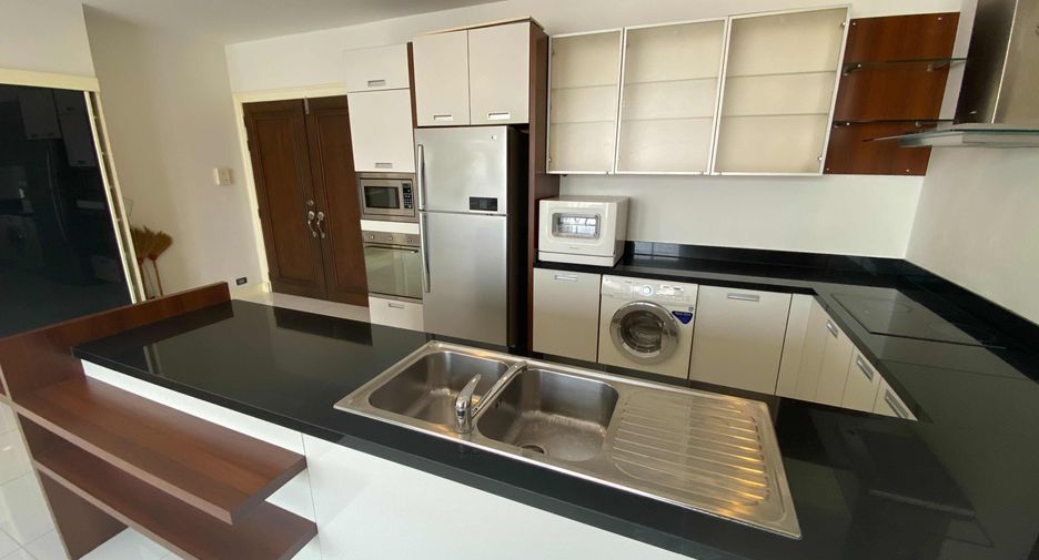 For rent and for sale 2 bedrooms condo in Watthana, Bangkok