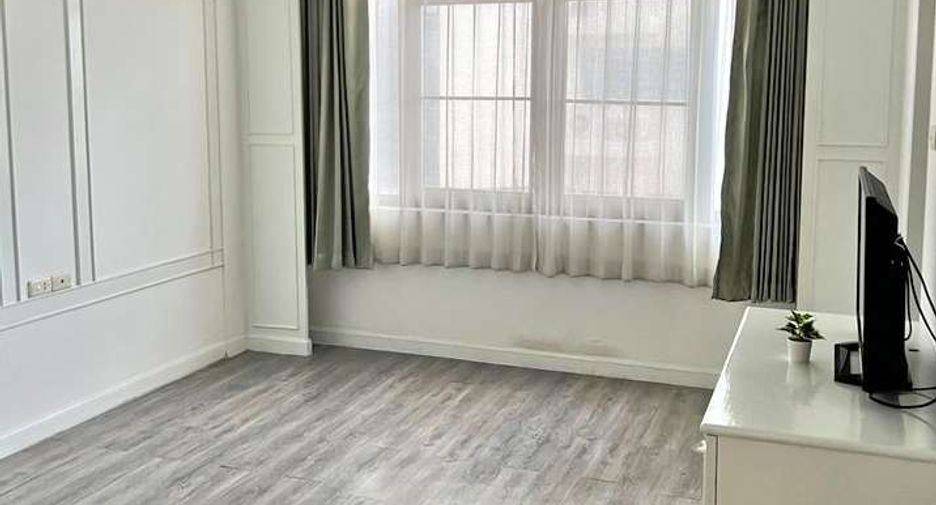 Condo en alquiler de 2 habitaciones en Watthana, Bangkok