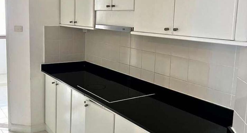 Condo en alquiler de 2 habitaciones en Watthana, Bangkok