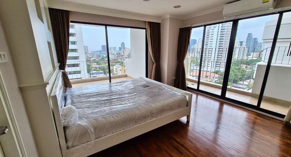 For rent and for sale 3 bedrooms condo in Watthana, Bangkok