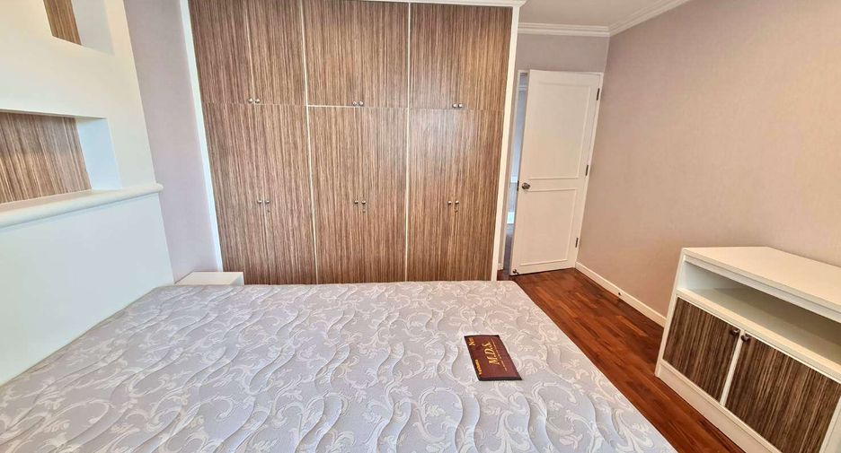 For rent and for sale 3 bedrooms condo in Watthana, Bangkok