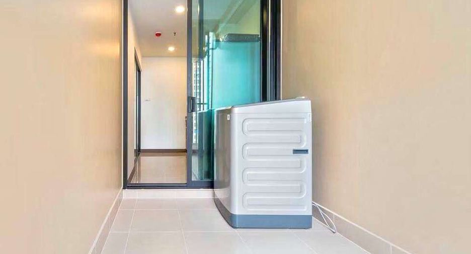 For rent 2 bedrooms condo in Sathon, Bangkok