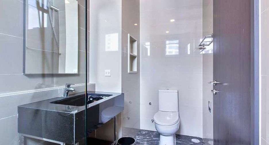 For rent and for sale 1 bed condo in Khlong Toei, Bangkok