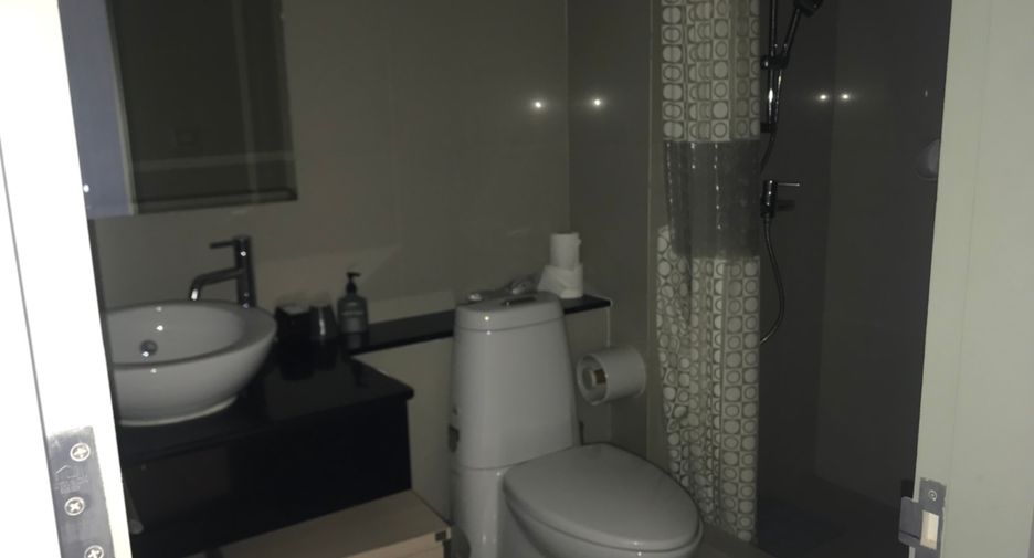 Wohnung zur Miete mit 2 Zimmer in Khlong Toei, Bangkok