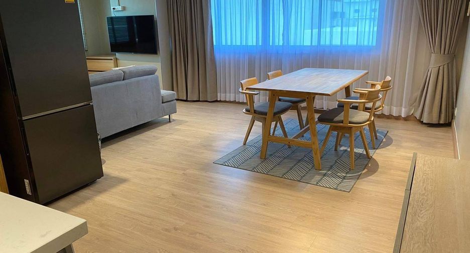 For rent 2 bedrooms condo in Watthana, Bangkok