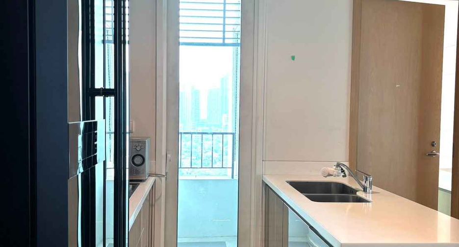 Condo en alquiler de 2 habitaciones en Khlong Toei, Bangkok