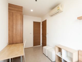 Аренда 2 спальни кондо в Пхра Кханонг, Бангкок