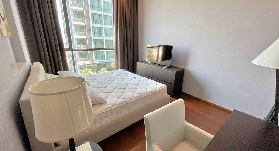 For rent and for sale 2 bedrooms condo in Watthana, Bangkok