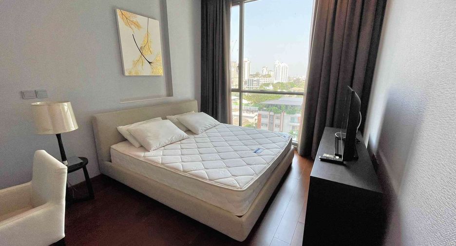 For rent and for sale 2 bedrooms condo in Watthana, Bangkok