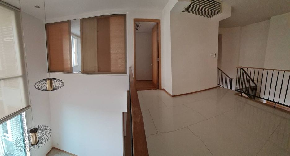 Condo en alquiler de 2 habitaciones en Sathon, Bangkok