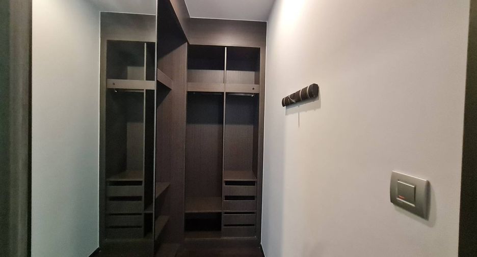 Аренда 2 спальни кондо в Кхлонг Тоеи, Бангкок