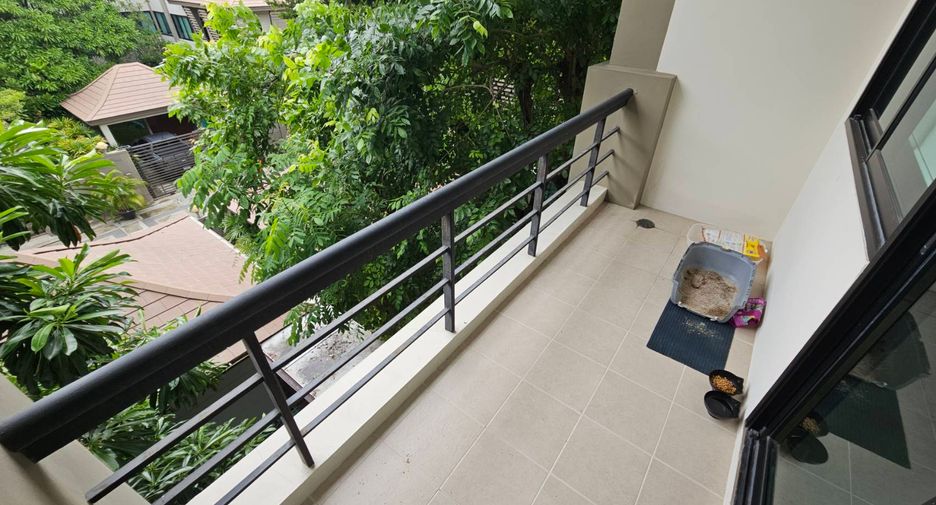 For rent 3 bedrooms house in Khlong Toei, Bangkok