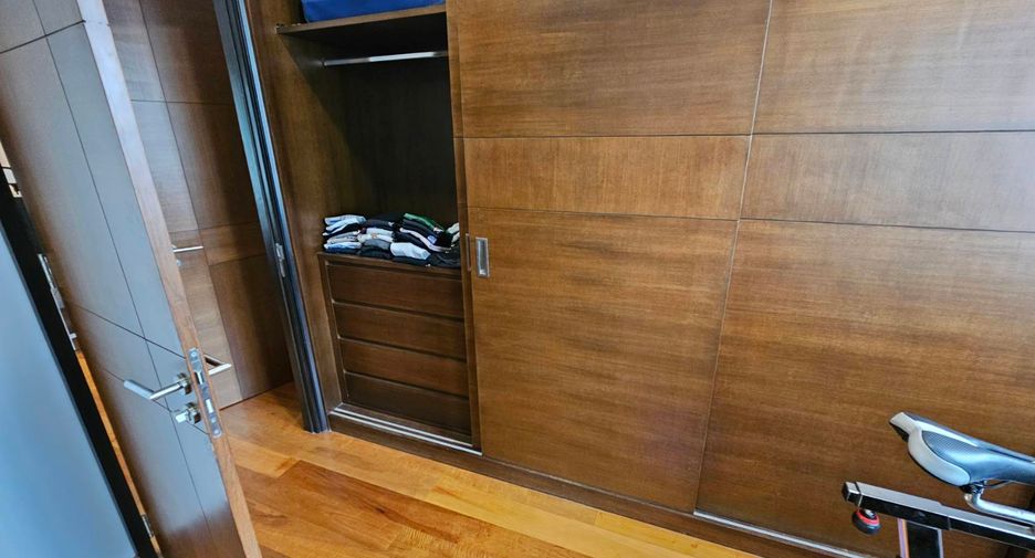For rent 3 bedrooms house in Khlong Toei, Bangkok