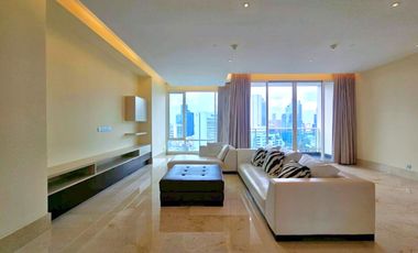 For rent 3 bedrooms condo in Sathon, Bangkok