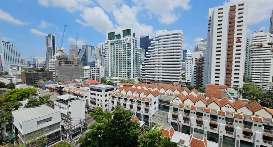 Wohnung zur Miete mit 3 Zimmer in Watthana, Bangkok