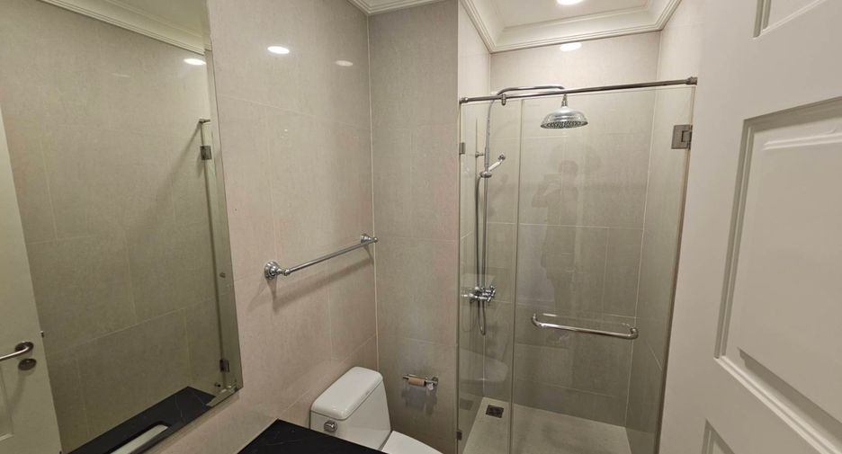 Wohnung zur Miete mit 3 Zimmer in Watthana, Bangkok