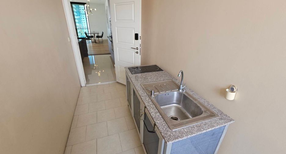 Wohnung zur Miete mit 3 Zimmer in Watthana, Bangkok