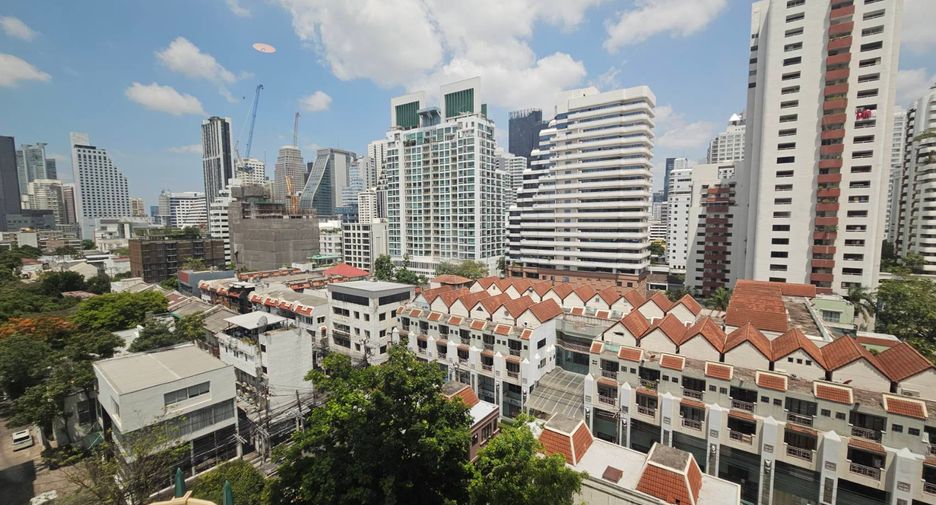 Wohnung zur Miete mit 3 Zimmer in Watthana, Bangkok