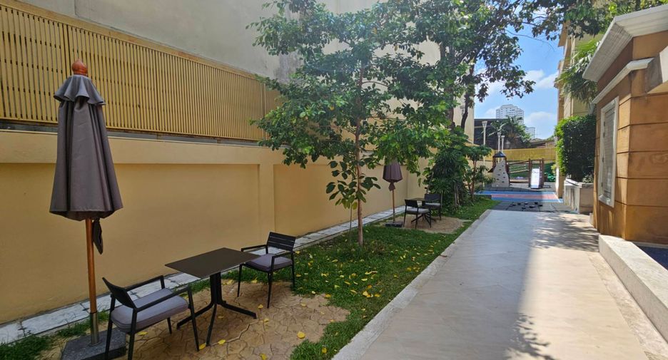 Wohnung zur Miete mit 3 Zimmer in Watthana, Bangkok